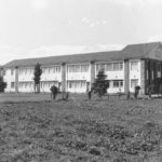 国立音楽大学附属高校　1958(昭和33)年（写真：くにたち郷土文化館蔵）